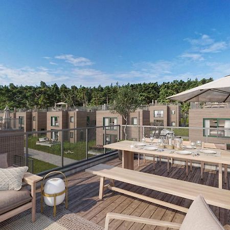Vaestoes Strand By First Hotels Larbro Ngoại thất bức ảnh